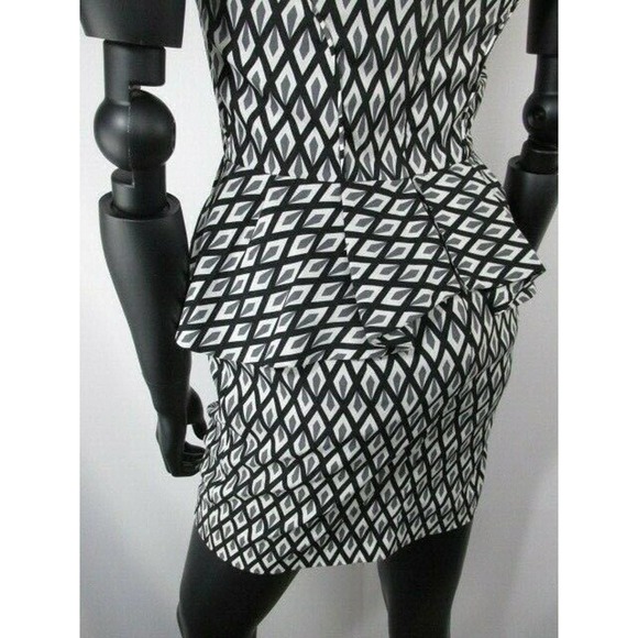 TopShop Drop Peplum Waist Midi Dress - Picture 11 of 12